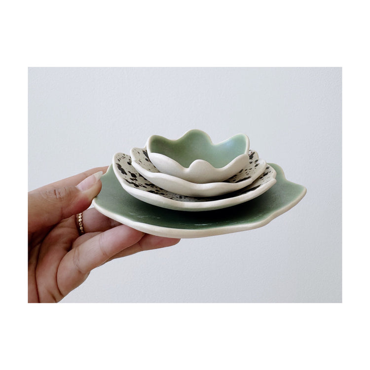 NESTING PETALS • sculptural serve ware