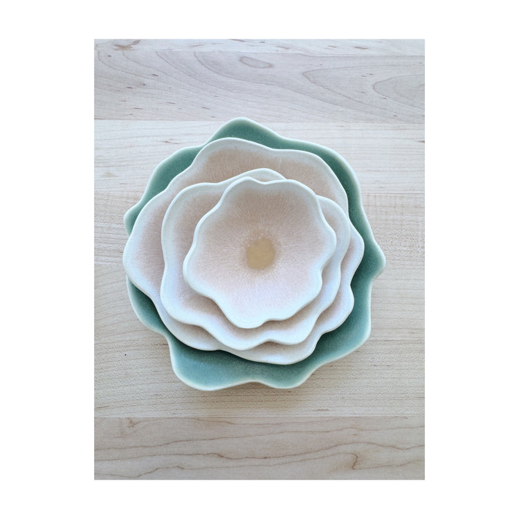 NESTING PETALS • sculptural serve ware