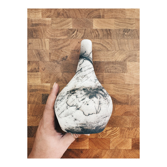 BOTTLE VASE • horsehair raku