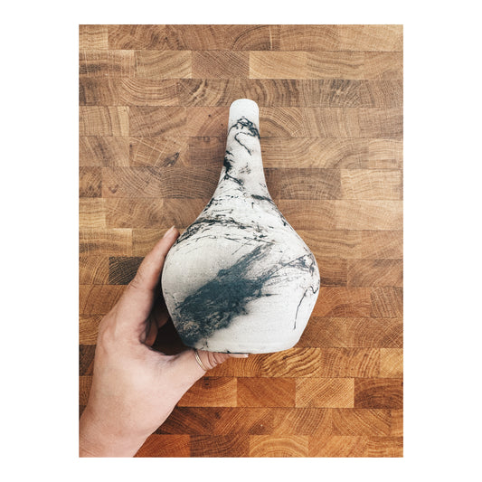 BOTTLE VASE • horsehair raku