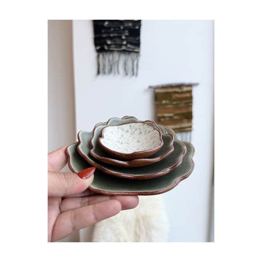 NESTING PETALS • sculptural serve ware